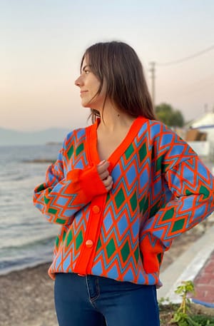 Turuncu Desenli Hırka